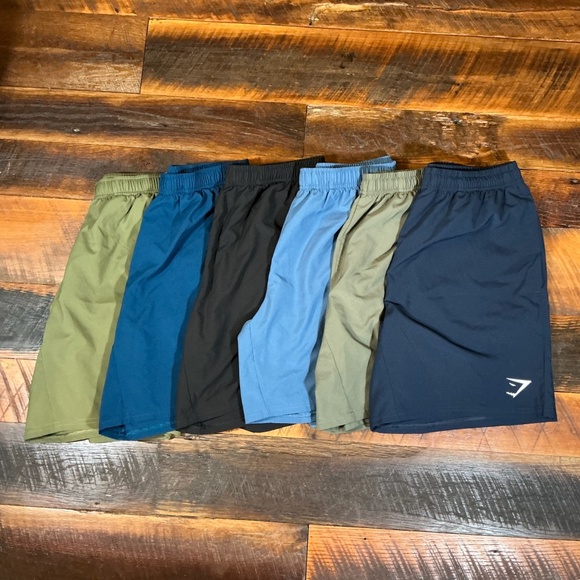 Gymshark Arrival 7" Shorts Multiple Colors Size M You pick one! - Picture 1 of 5